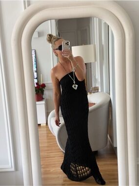 🛍️ZARA Black Maxi Dress